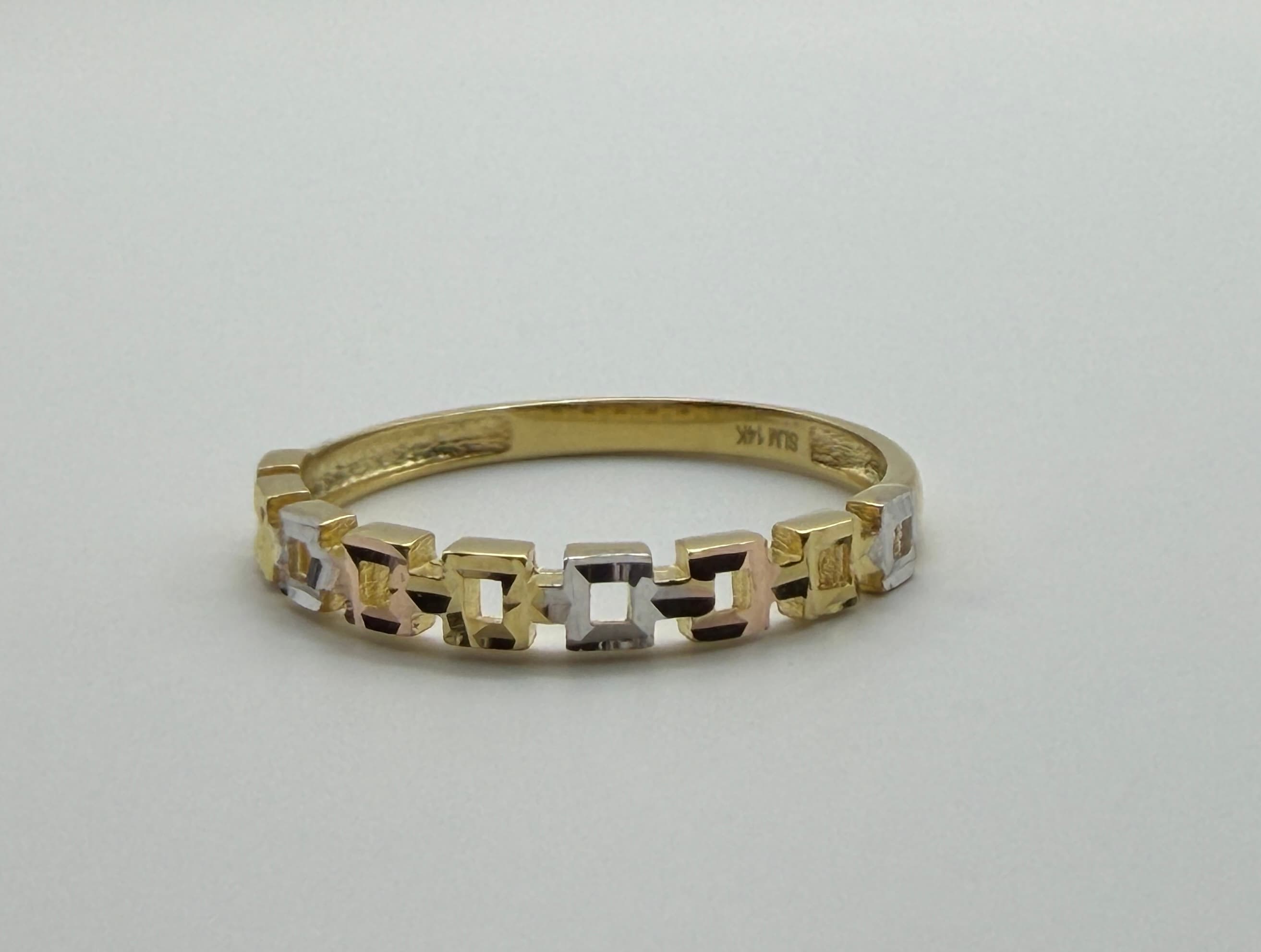 Anillo Diamantado Tres Oros