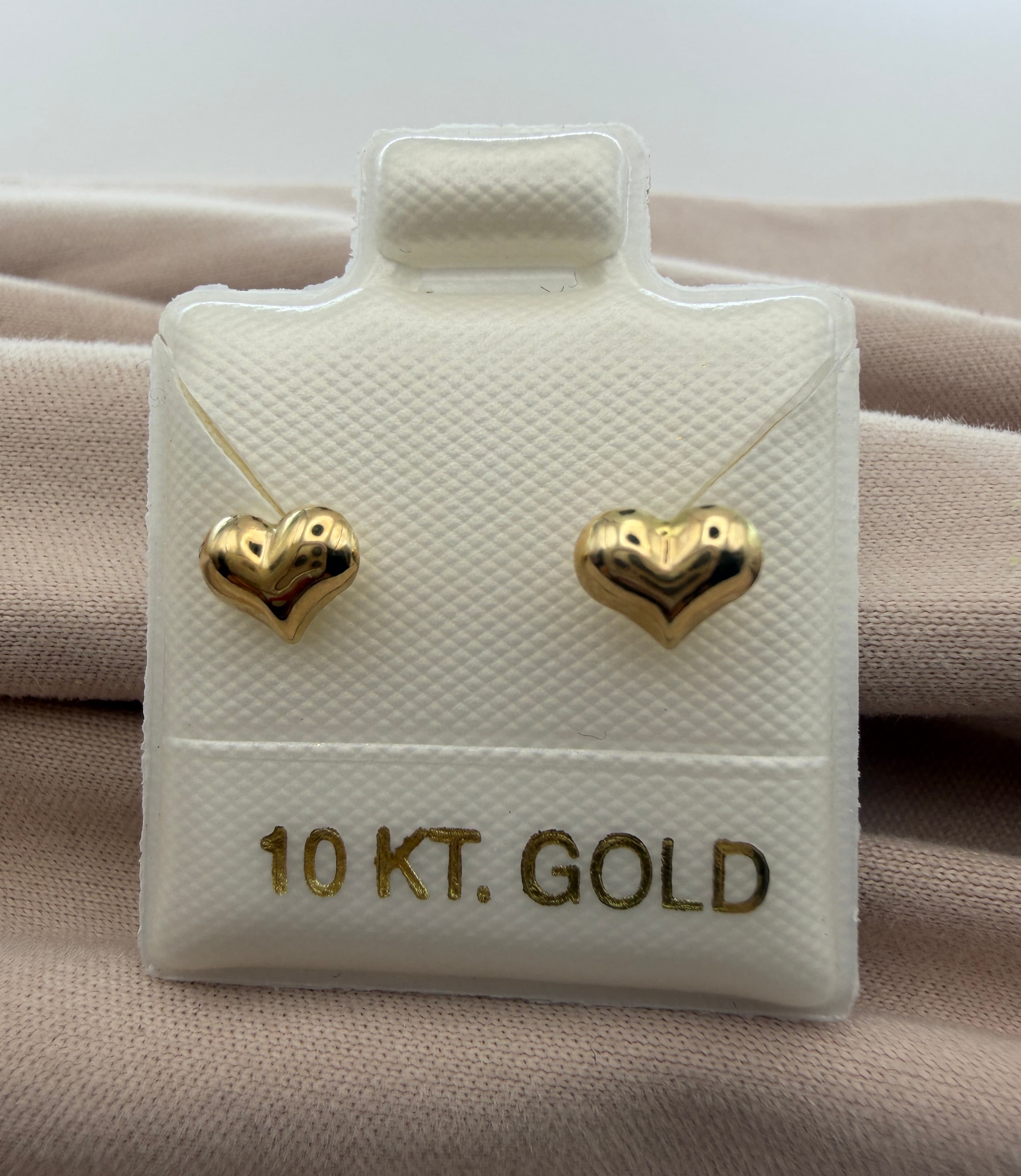 Broqueles Corazón Puffed — Oro 10k