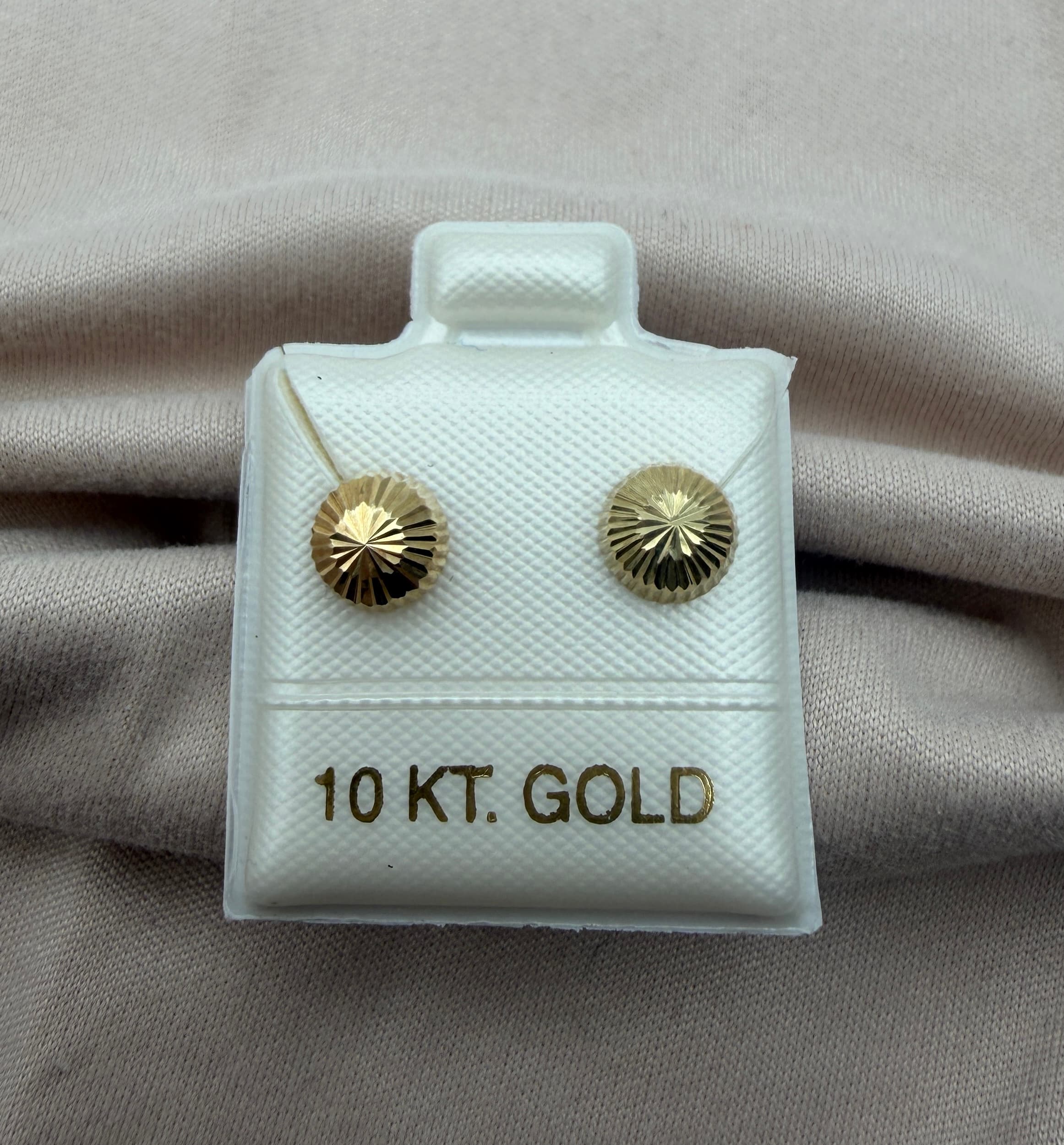 Broqueles Sol Radiante Grande — Oro 10k con Tallado Sunburst